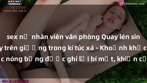 sex nữ nhân viên văn phòng Quay lén sinh viên làm tình ngay trên giường trong kí túc xá - Khoảnh khắc nóng bỏng được ghi lại bí mật, khiến cả trường học xôn xao.